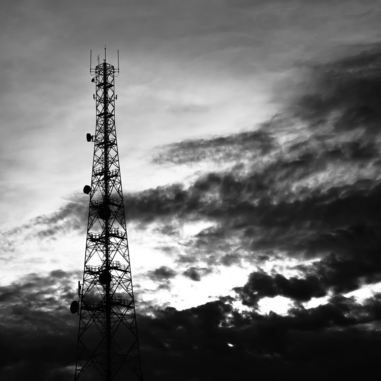 utilities communications mast